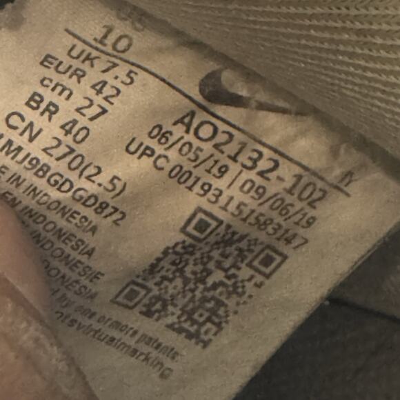 Size 10 - Nike Air Force 1 07 ESS Metallic Gold W - Picture 6 of 7